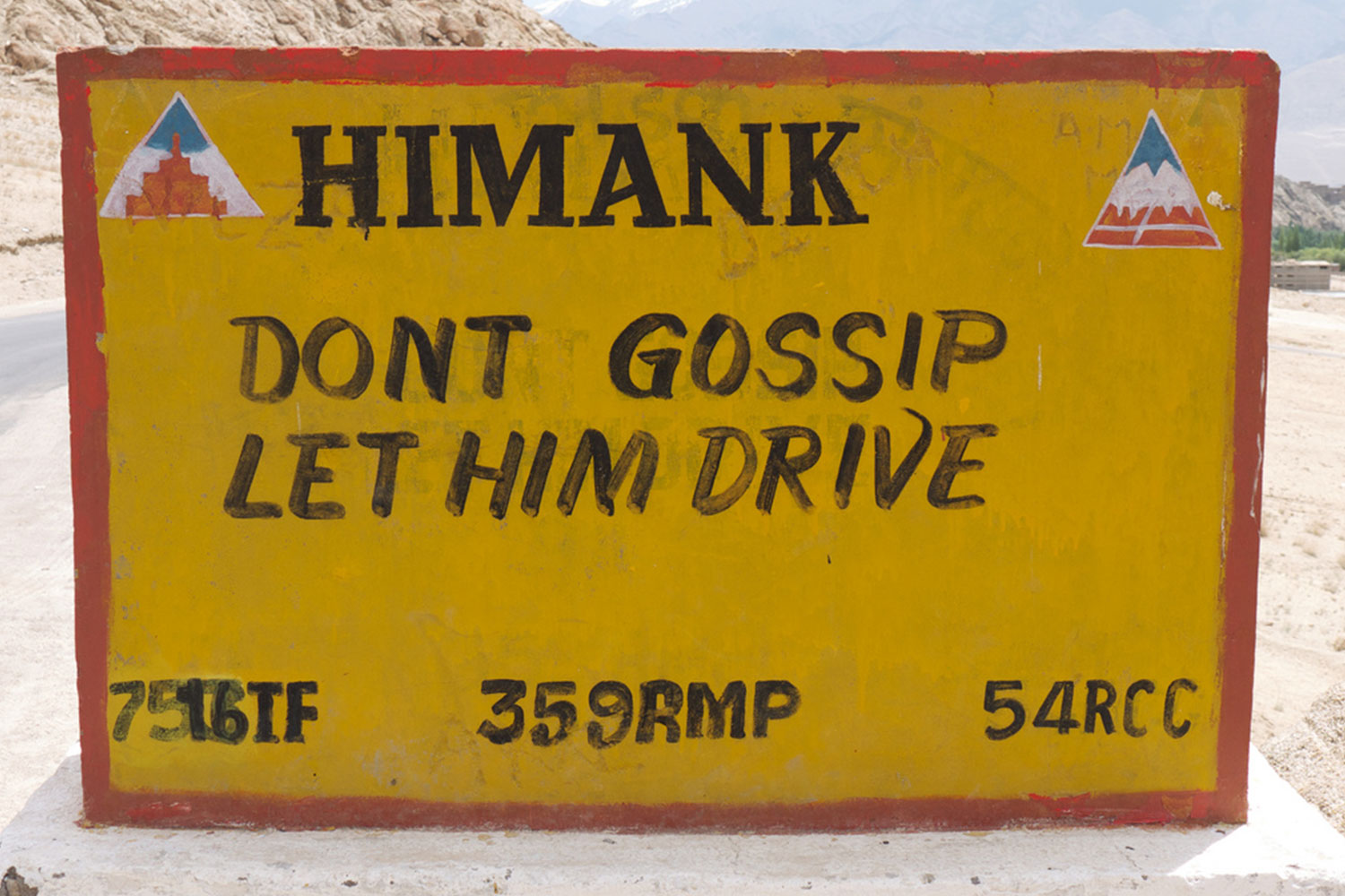 15 Most Funny Signboards Put Up By BRO for their signboards