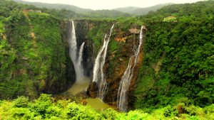 best travel places in karnataka