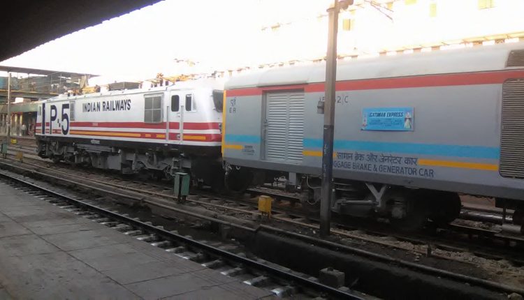 Gatimaan_express-fastest-trains-in-India