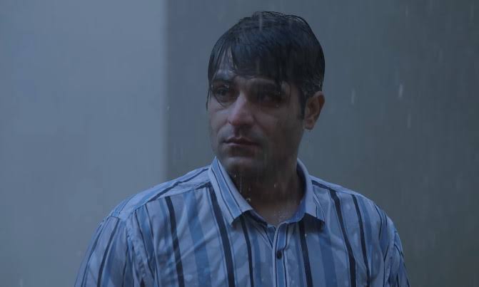 Sandeep-bhaiya-in-rain-TVF-Aspirants-meme-template