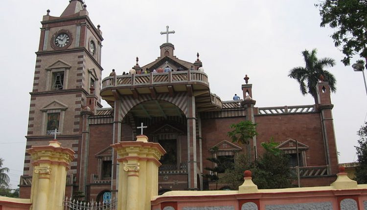 Basilica-of-Holy-Rosary-Church-Hooghly-most-beautiful-churches-in-india