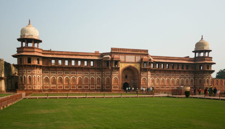 Agra_places-to-visit-in-India