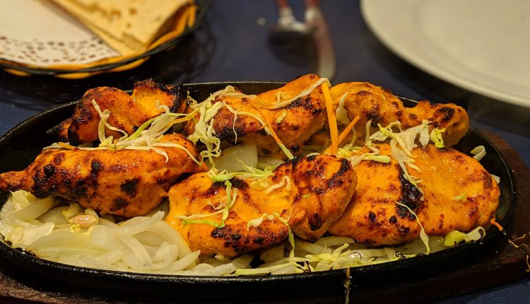 tandoori-chicken-most-popular-indian-dishes