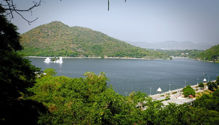Lake-Fateh-Sagar-Things-To-Do-In-Udaipur