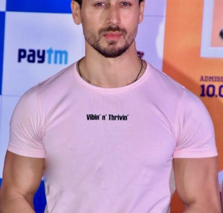 Tiger-Shroff-most-overrated-bollywood-actors