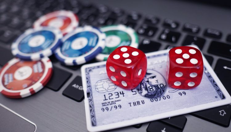 Best Practices When Gambling Online-featured