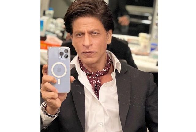 Shah-Rukh-Khan-hottest-actors-over-50
