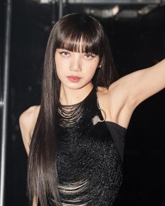 lisa hottest female singers in the world