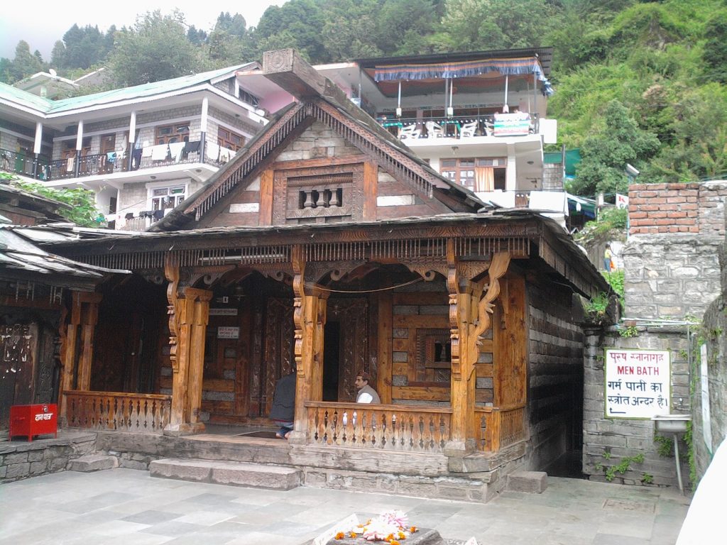 famous place to visit in manali