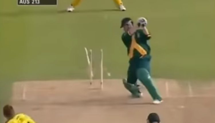 south—africa—australia—1999-World-Cup-Semi-final-8th-wicket