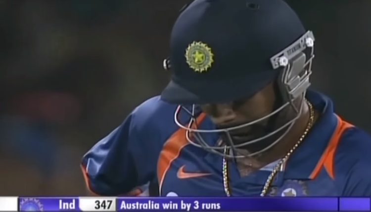 India-vs-Australia—5th-ODI—2009-Tendulkar-8