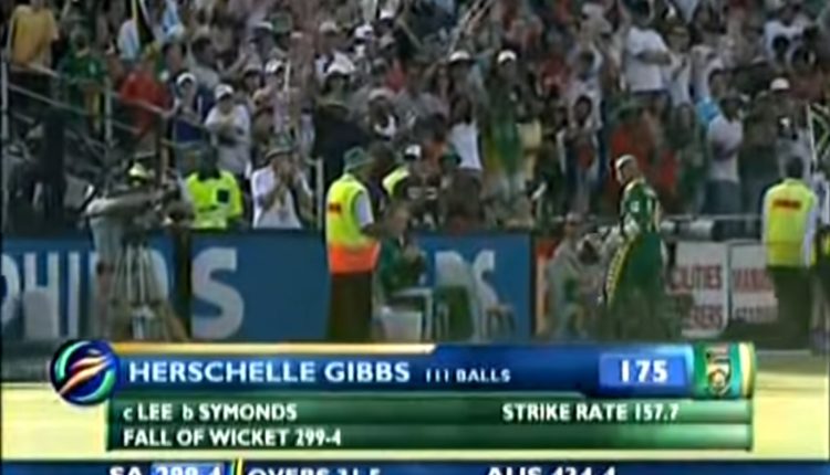South-Africa-vs-Australia– 5th-ODI – gibbs – wicket